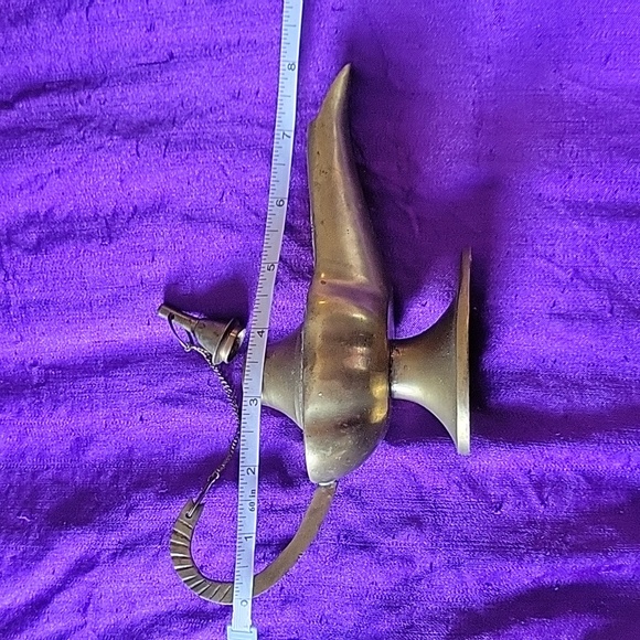 Brass vintage genie lamp made in India - Picture 8 of 8